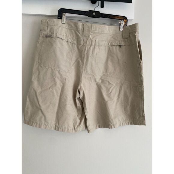 Columbia Khaki Chino Shorts Mens 40W/10 Pockets - Picture 2 of 6